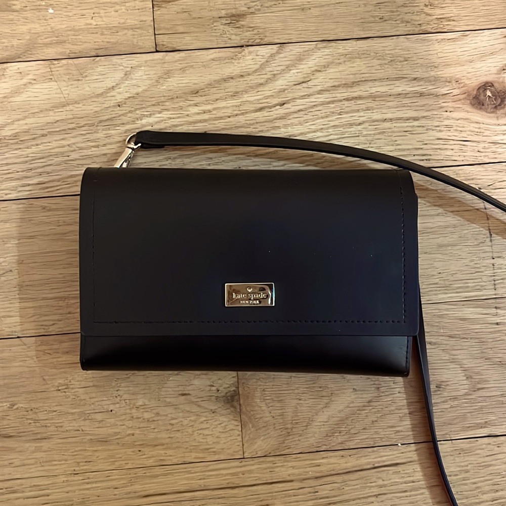 Kate Spade Wristlet Bag (Black, Pink) — Used Once